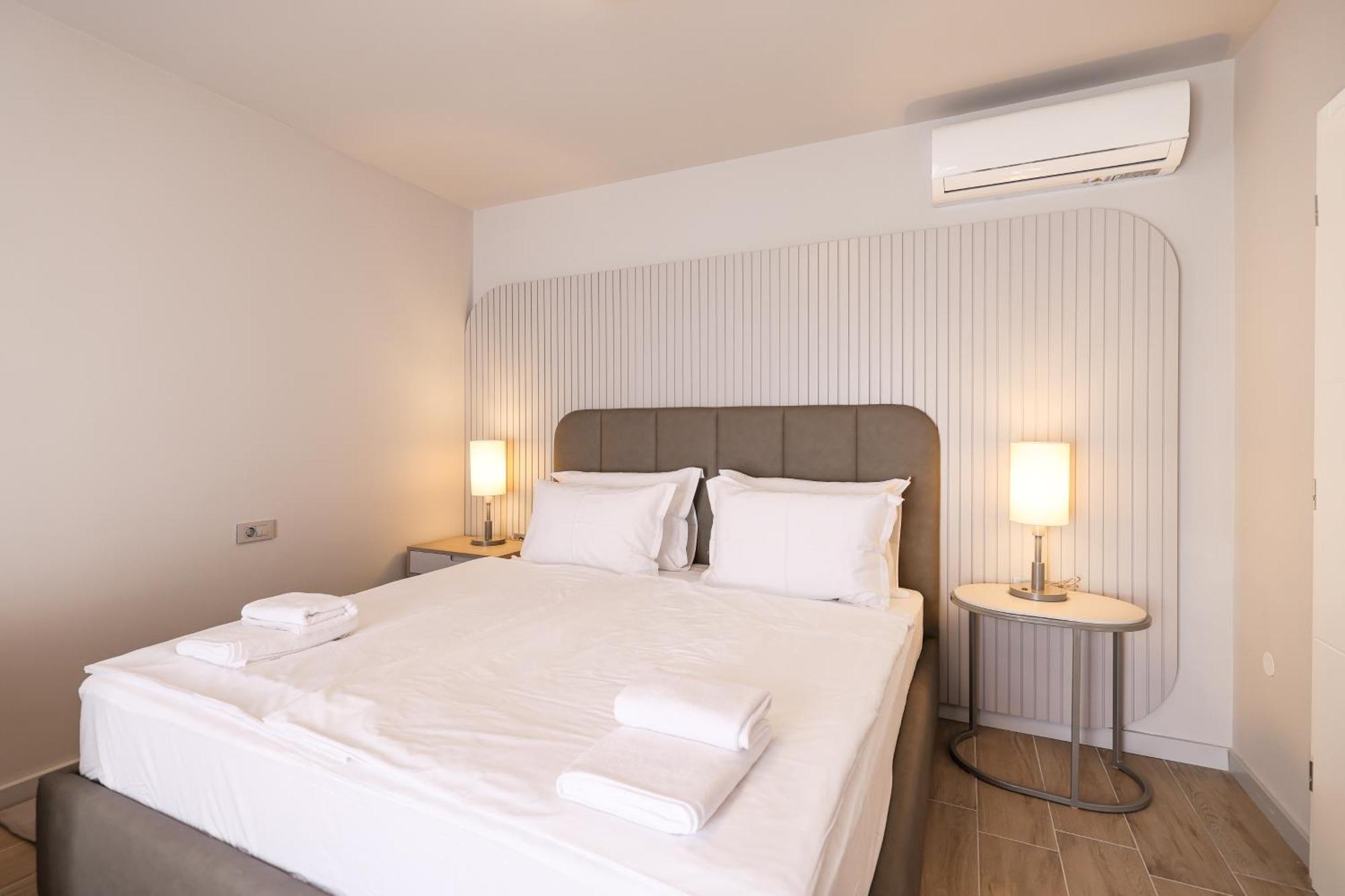 Ferienwohnung Arsenal Lofts Zadar Zimmer foto